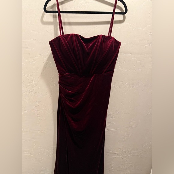 Azazie Strapless/Convertible Burgundy Dress - Picture 6 of 15
